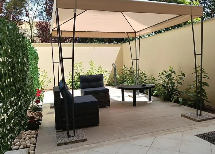 Marant 3* ليتشي